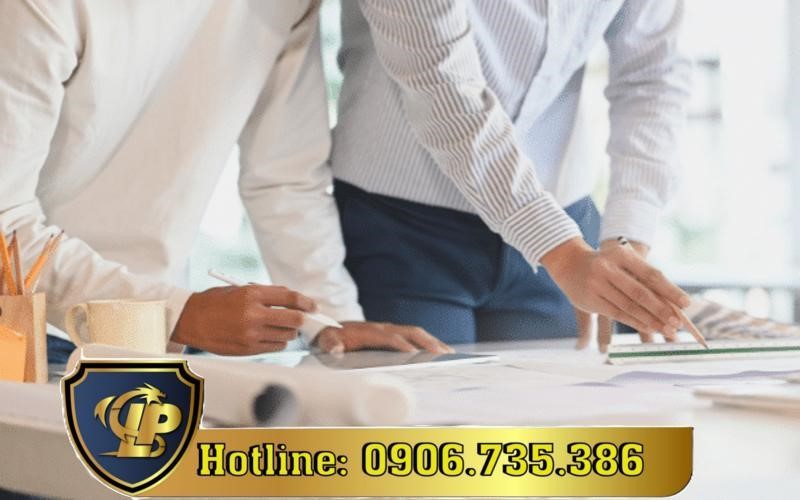 Consulting on human resource strategy for businesses