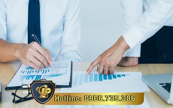 In-depth consulting services on project risk management