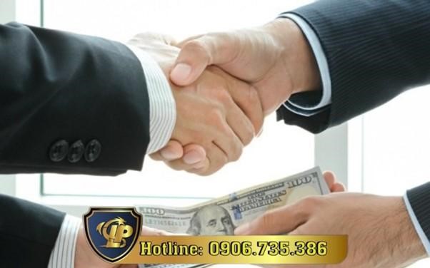 Content of share transfer contract service at Long Phan