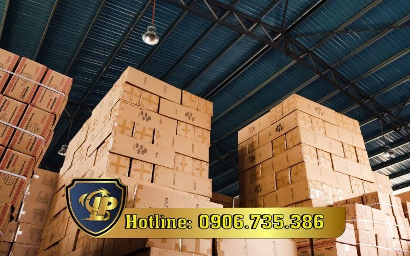 Conditions for warehouses storing imported scrap