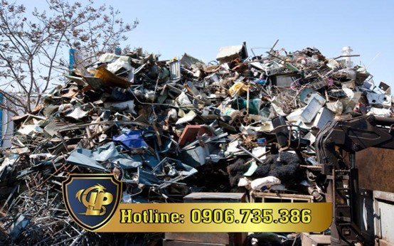Nhập khẩu phế liệu sắt, thép