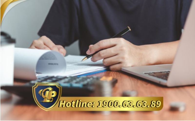 Advantages and disadvantages of buying back capital contributions