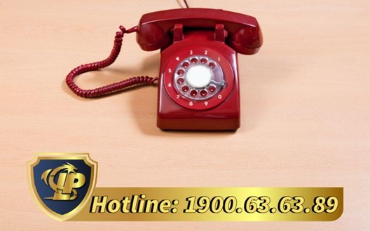 Consulting service for authorized transactions in buying and selling real estate.