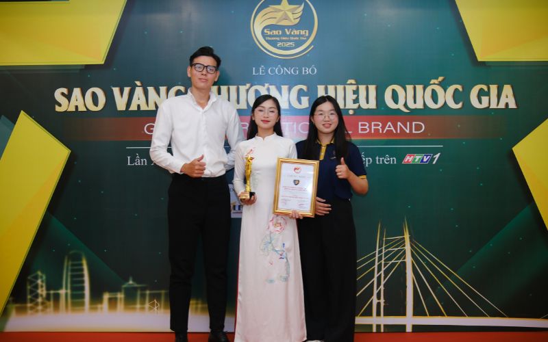 Đại diện Công ty Tư vấn Long Phan