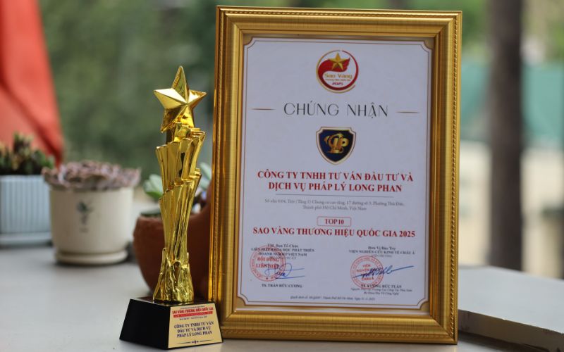 Kỷ niệm chương danh hiệu Sao vàng Thương hiệu quốc gia 2025