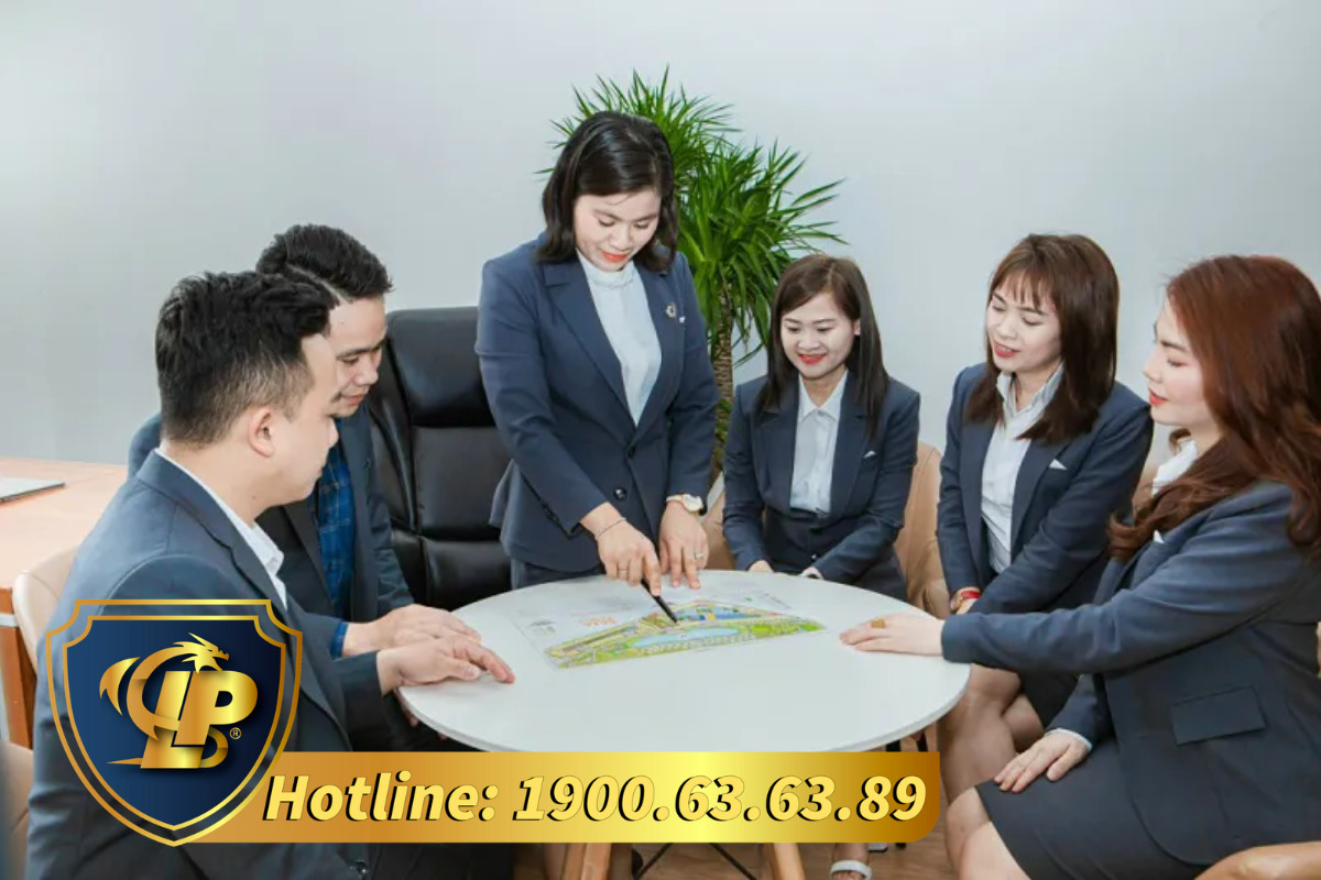 Long Phan Consulting Company provides the role of brokers in maximizing real estate transaction profits